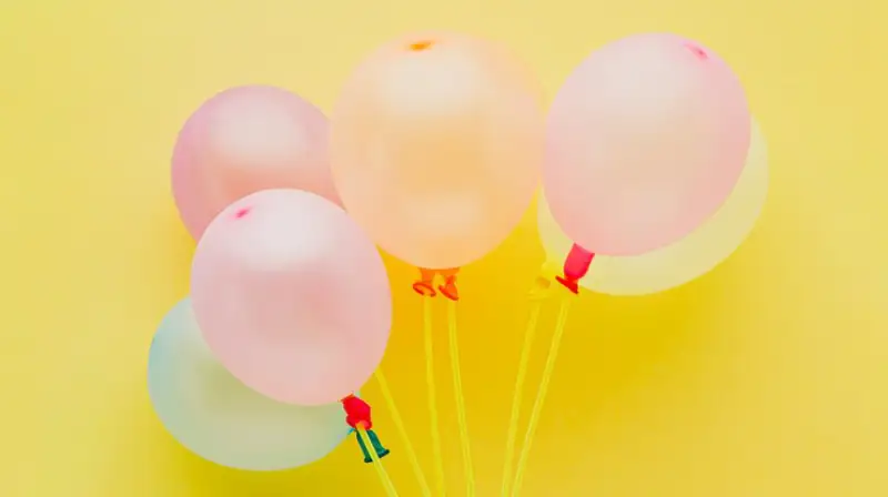 view-decoration-with-balloons